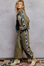 Load image into Gallery viewer, POL French Terry Striped Patch Trim Star Patch Knit Pants