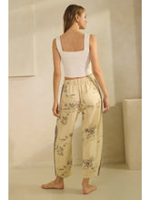 Load image into Gallery viewer, Oddi Floral Drawstring Pants