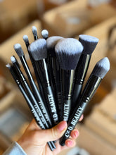 Load image into Gallery viewer, C&D Beauty Makeup Brush Set