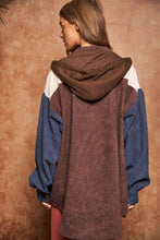 Load image into Gallery viewer, Davi & Dani - COLOR BLOCK BUTTON DOWN LONG SLEEVE HOODIE JACKET