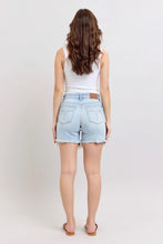 Load image into Gallery viewer, Judy Blue Mid Rise 2 Button Shorts