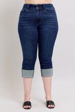 Load image into Gallery viewer, Judy Blue High Waist Band Capri - Dark Wash