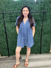 Load image into Gallery viewer, Easel Denim Dress