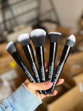 Load image into Gallery viewer, C&D Beauty Makeup Brush Set