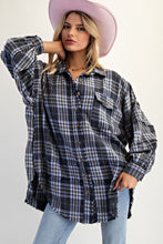 Load image into Gallery viewer, Easel Washed Plaid Tunic Shirt