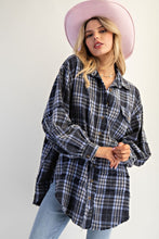 Load image into Gallery viewer, Easel Washed Plaid Tunic Shirt
