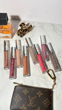 Load image into Gallery viewer, April26 Array - C&D - Velvet Eye Shadows