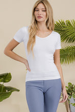 Load image into Gallery viewer, Yelete - Seamless Reversible V-Neck Short Sleeve Top - White
