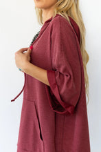 Load image into Gallery viewer, Andree by Unit Short Sleeve Two Tone Hoodie