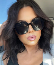 Load image into Gallery viewer, DAX LUX Sunglasses