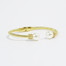 Load image into Gallery viewer, April26 Array - Treasure Jewels - Pearl Serenity Gold Bangle