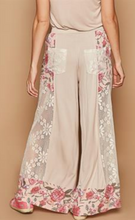 Load image into Gallery viewer, Array POL Wide Leg, relaxed fit woven pants