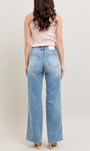 Load image into Gallery viewer, Judy Blue Mid-Rise Tummy Control & Wide Leg Jean