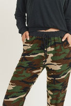Load image into Gallery viewer, Yelete High Rise Camouflage Joggers