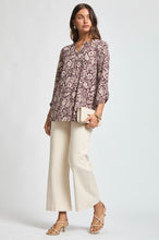 Load image into Gallery viewer, Dear Scarlett Lizzy Luxe Top- Chocolate Floral