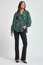 Load image into Gallery viewer, Dear Scarlett Lizzy Smocked Top - Hunter Green Floral