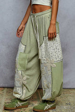 Load image into Gallery viewer, POL Solid Pattern Patch Detail Rib Knit Jogger Pants