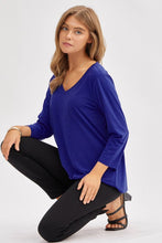 Load image into Gallery viewer, DEAR SCARLETT VNECK 3/4 SLEEVE - Royal Blue