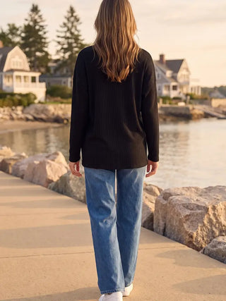 Dear Scarlett - Curly Ribbed Crew Neck Top - Black