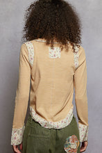 Load image into Gallery viewer, POL V-Neck Floral Patch Ribbed Top
