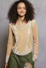 Load image into Gallery viewer, POL V-Neck Floral Patch Ribbed Top
