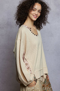 POL Oversized Ribbed Top with Floral Contrast