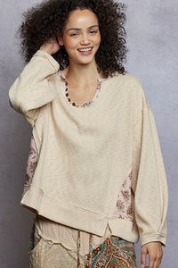 POL Oversized Ribbed Top with Floral Contrast