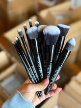 Load image into Gallery viewer, C&amp;D Beauty Makeup Brush Set

