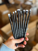 Load image into Gallery viewer, C&amp;D Beauty Makeup Brush Set
