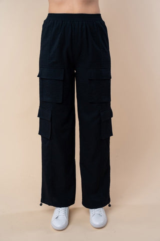 White Birch high-waisted solid woven cargo pants with an elastic waist - Black