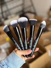 Load image into Gallery viewer, C&amp;D Beauty Makeup Brush Set
