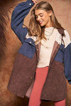 Load image into Gallery viewer, Davi &amp; Dani - COLOR BLOCK BUTTON DOWN LONG SLEEVE HOODIE JACKET
