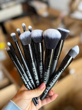 Load image into Gallery viewer, C&amp;D Beauty Makeup Brush Set
