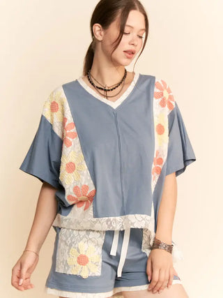 Davi & Dani - Blue Floral Patchwork Detail Short Sleeve Top
