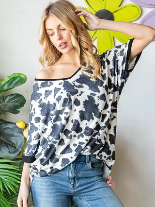 Heimish Short Sleeve with Animal Print - Ivory Charcoal