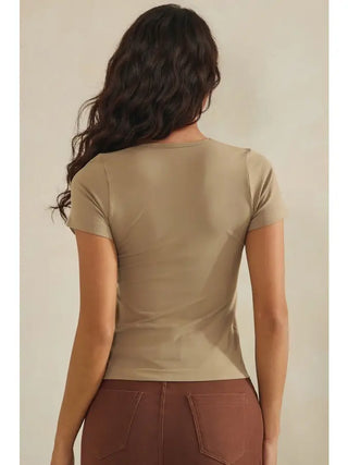 Yelete - Seamless Scoop Neck Short Sleeve Top - Light Mocha