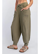 Load image into Gallery viewer, Rae Mode Waffle Knit Drawstring Jogger Pants Olive
