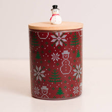 Load image into Gallery viewer, A Cheerful Giver - Seasonal Candle (10oz.) - Holiday Fruit Punch
