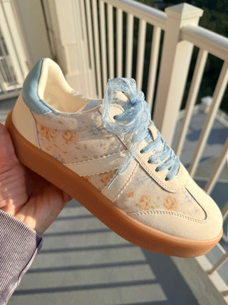 Mia - Axel - Off White Multi Floral
