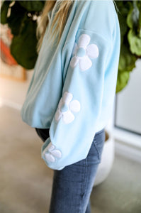 Jadelynn Brooke - Retro Women's Fleece Sweatshirt - Daisies, Ice Blue