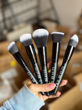 Load image into Gallery viewer, C&amp;D Beauty Makeup Brush Set
