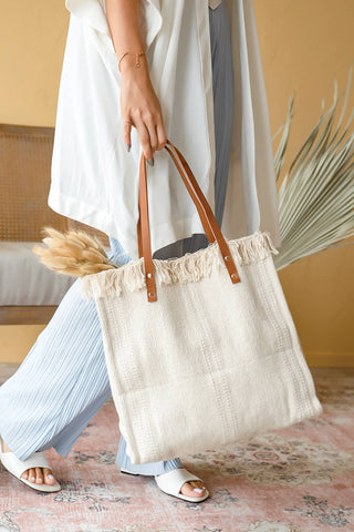 Jen & Co. - Madison Handwoven Fringe Tote – Woven Cotton Bag
