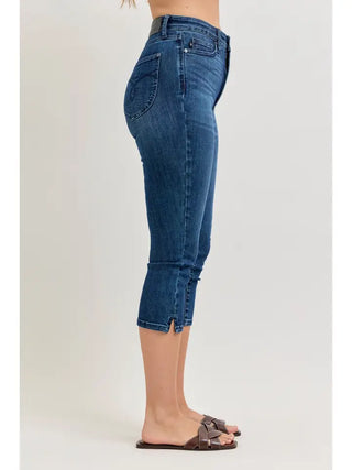 Judy Blue - High-Waise T.C. Capri w/ Shield Back Pockets