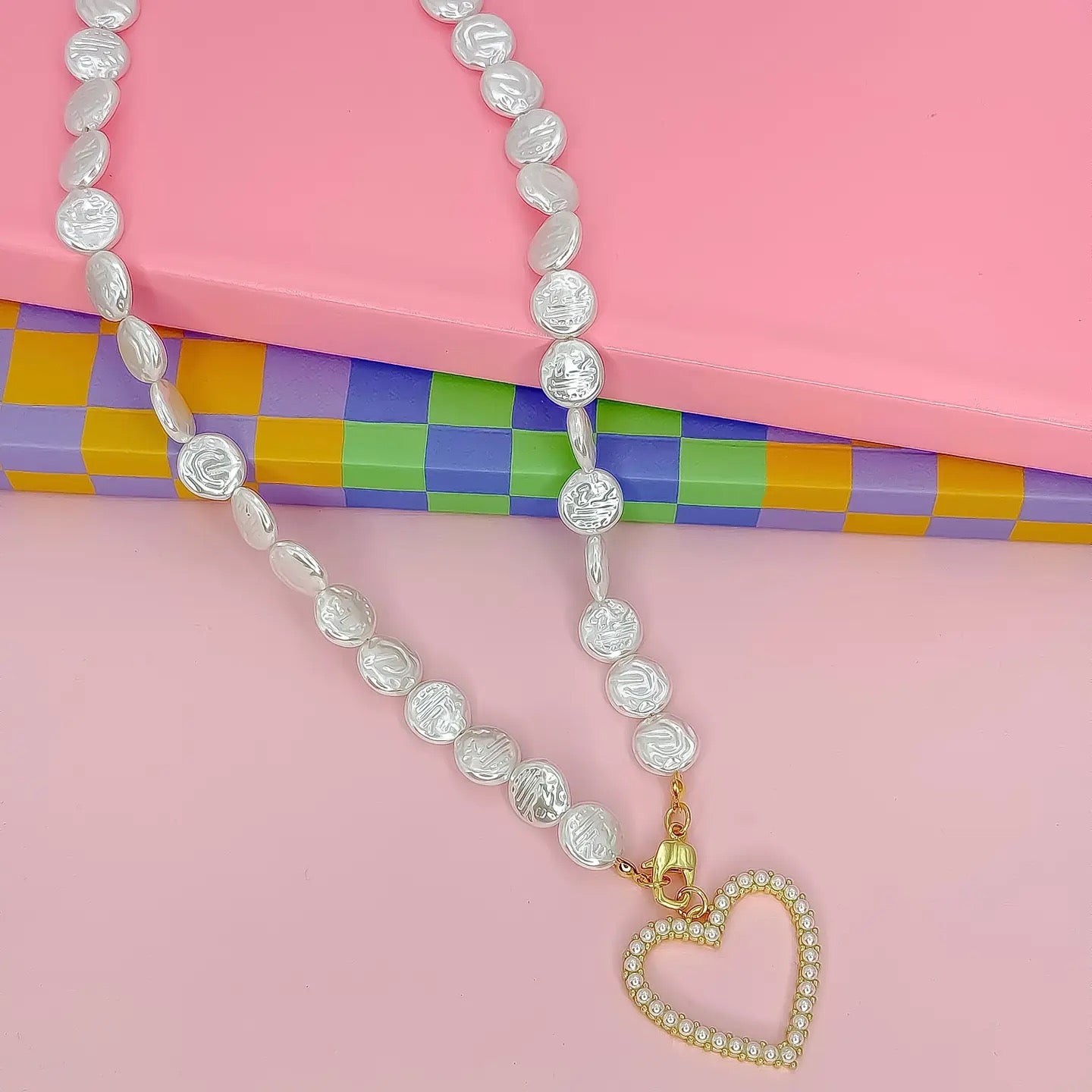 Treasure Jewels Sweetheart Glow Necklace