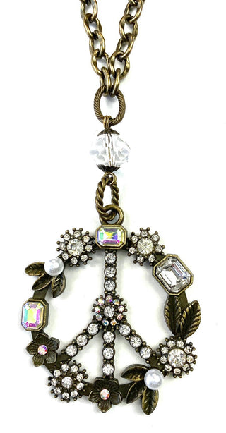 Lost & Found Trading - TPG517 NK-Pearl & Bling Collage Peace Sign