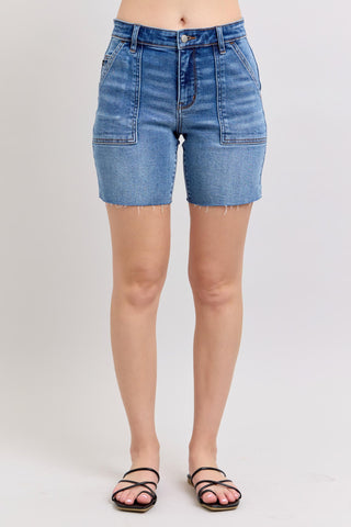 Judy Blue Mid Rise Bermuda Short - Medium Wash