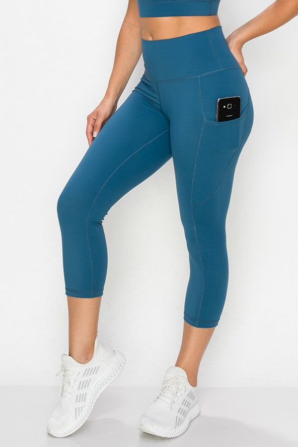 Array Yelete Buttery Soft Activewear Capri Leggings with Pockets