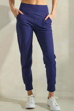 Load image into Gallery viewer, Array Yelete Buttery Soft UltraComfy Solid Jogger

