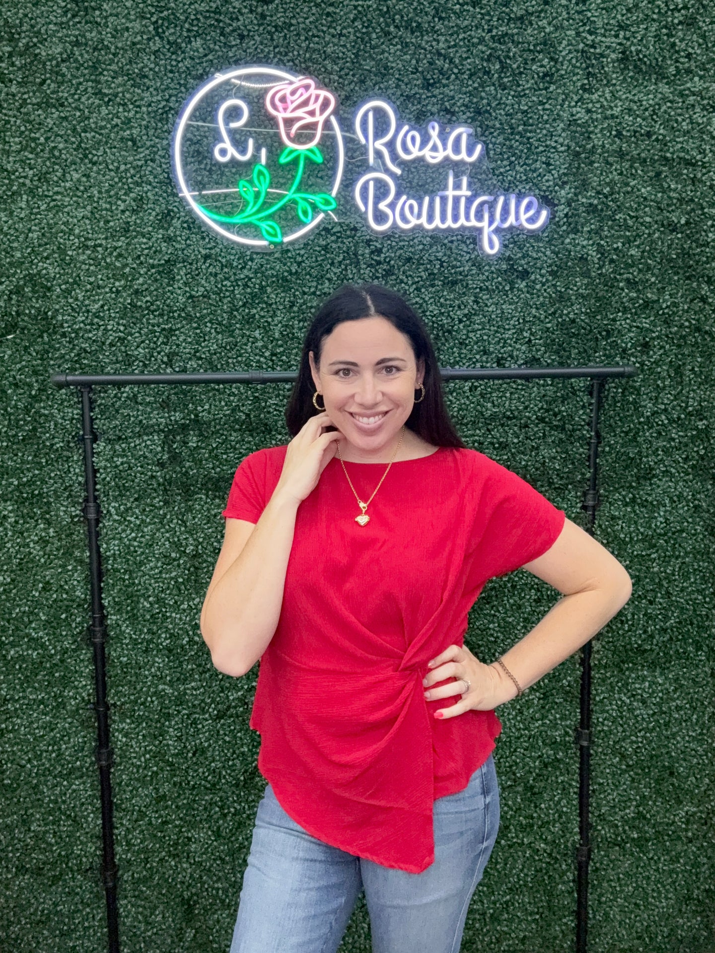 COZY CO TWIST FRONT TEE - RED