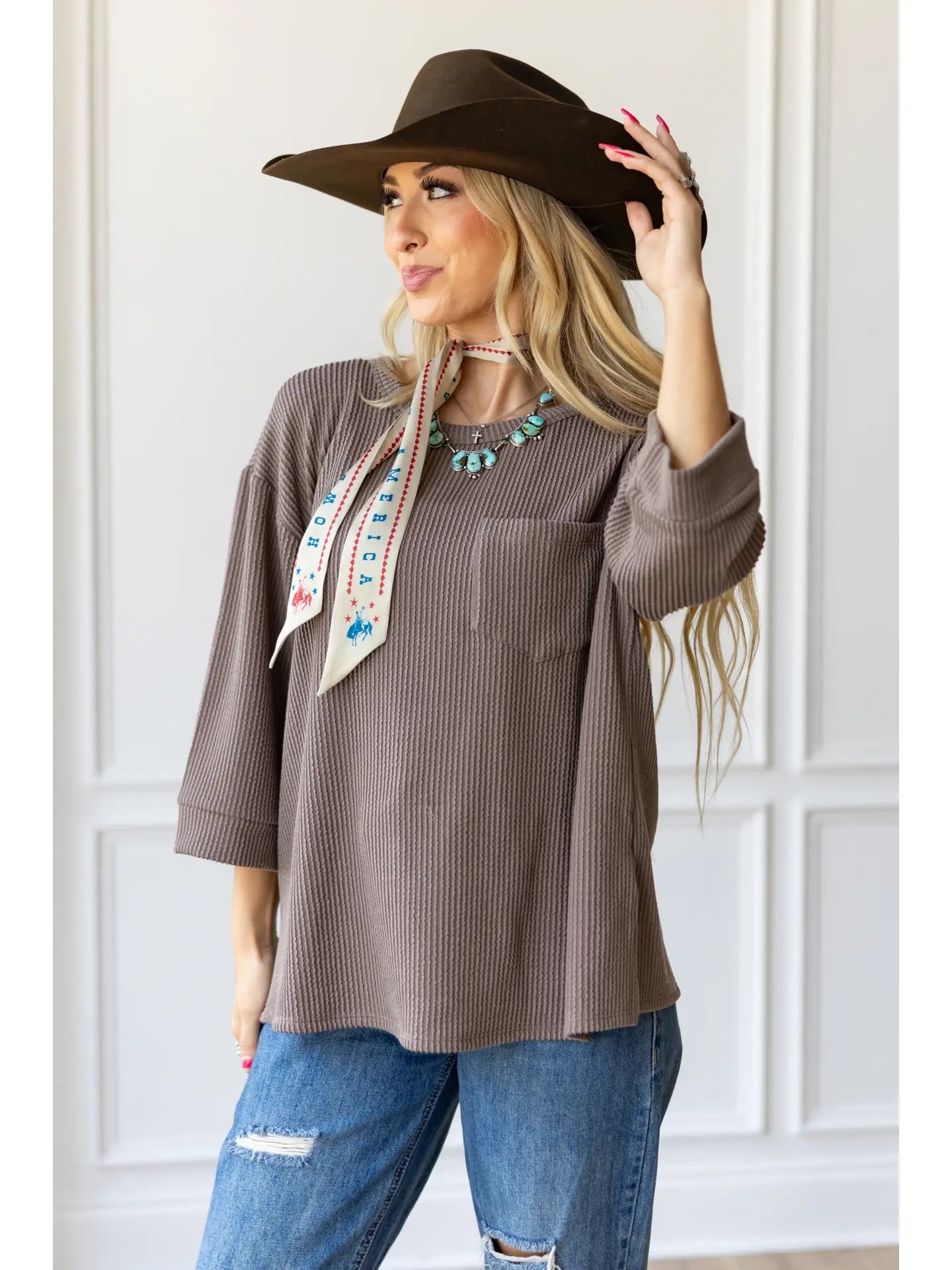 Andree By Unit Ribbed 3/4 Sleeve Knit Top